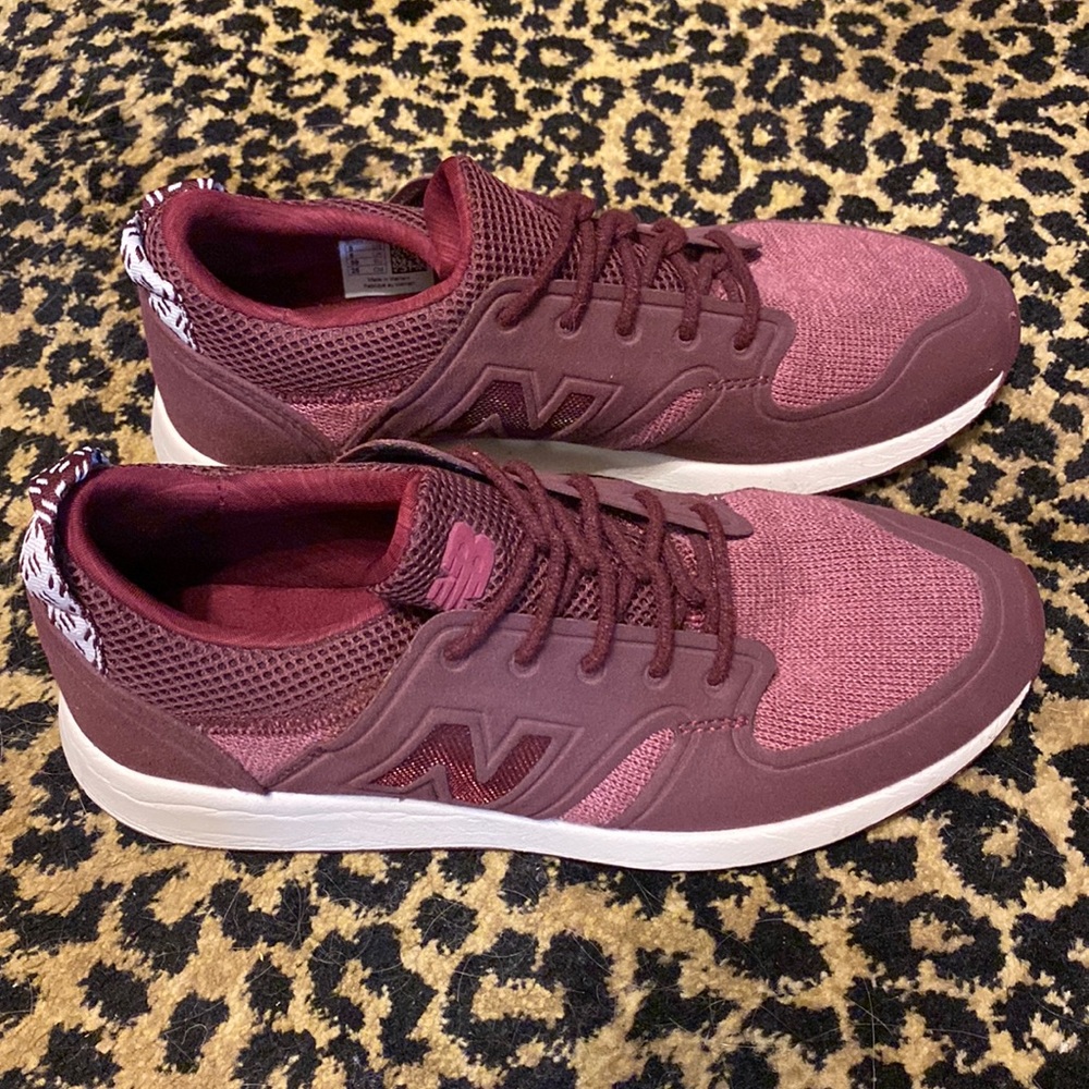 New Balance Tennis Shoes